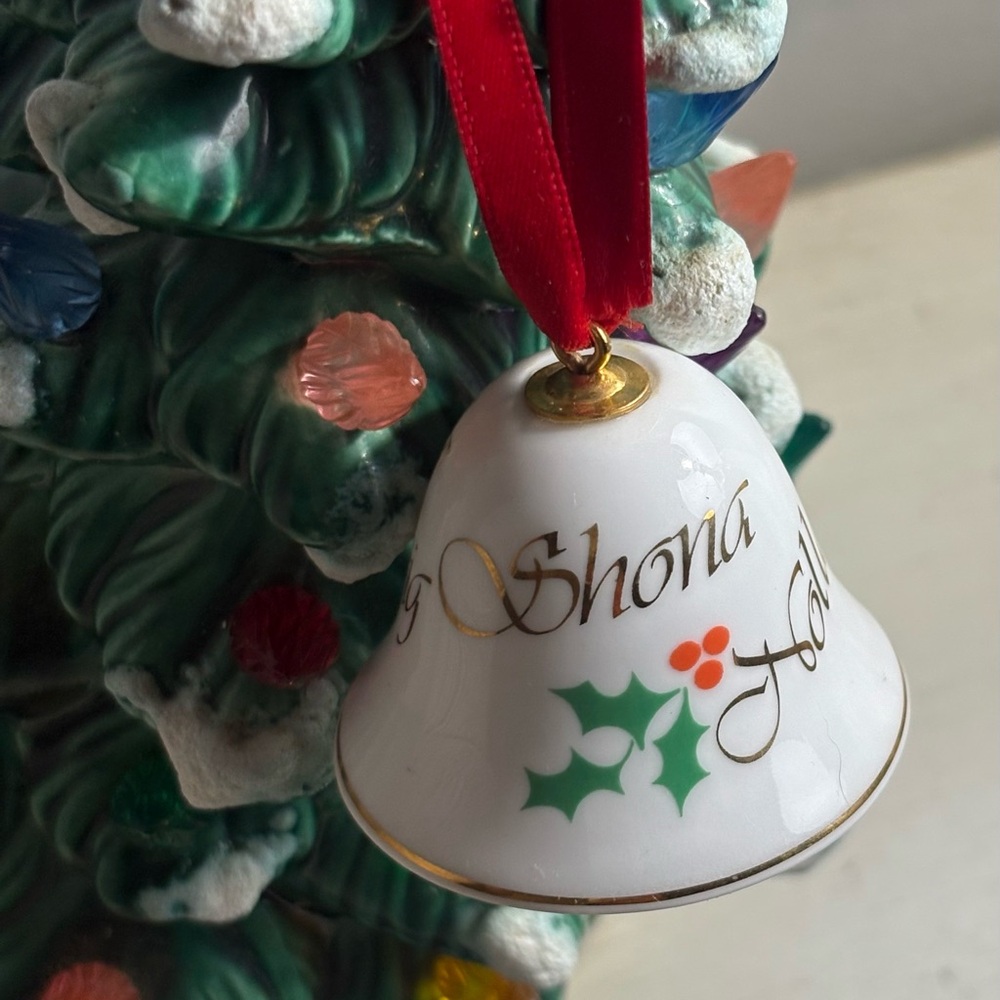 Porcelain “Nollaig Shona” Ireland Bell Ornament “Royal Tara” Holly & Berries
